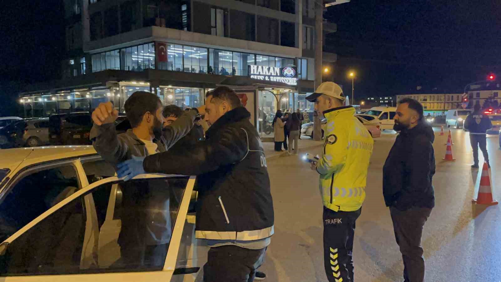 emniyet konuralpde huzur uygulamasi yapti 5