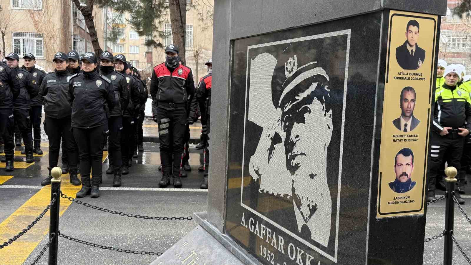 emniyet muduru ali gaffar okkan sehit edildigi yerde anildi 4 CfTaBXmp