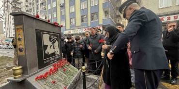 emniyet-muduru-ali-gaffar-okkan-sehit-edildigi-yerde-anildi-xRwegimk.jpg