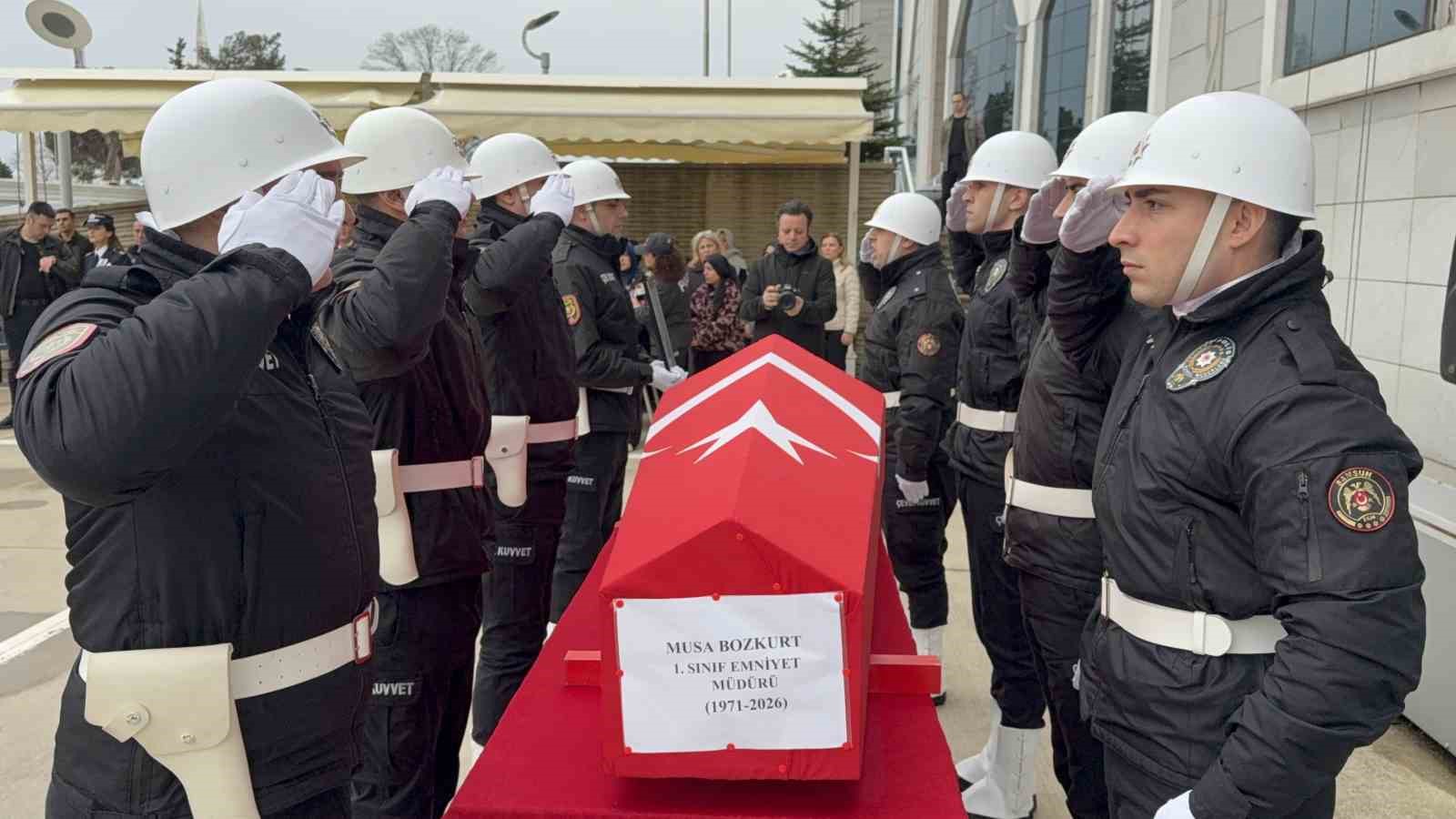 emniyet muduru musa bozkurt son yolculuguna ugurlandi 3 ddVRT6F6