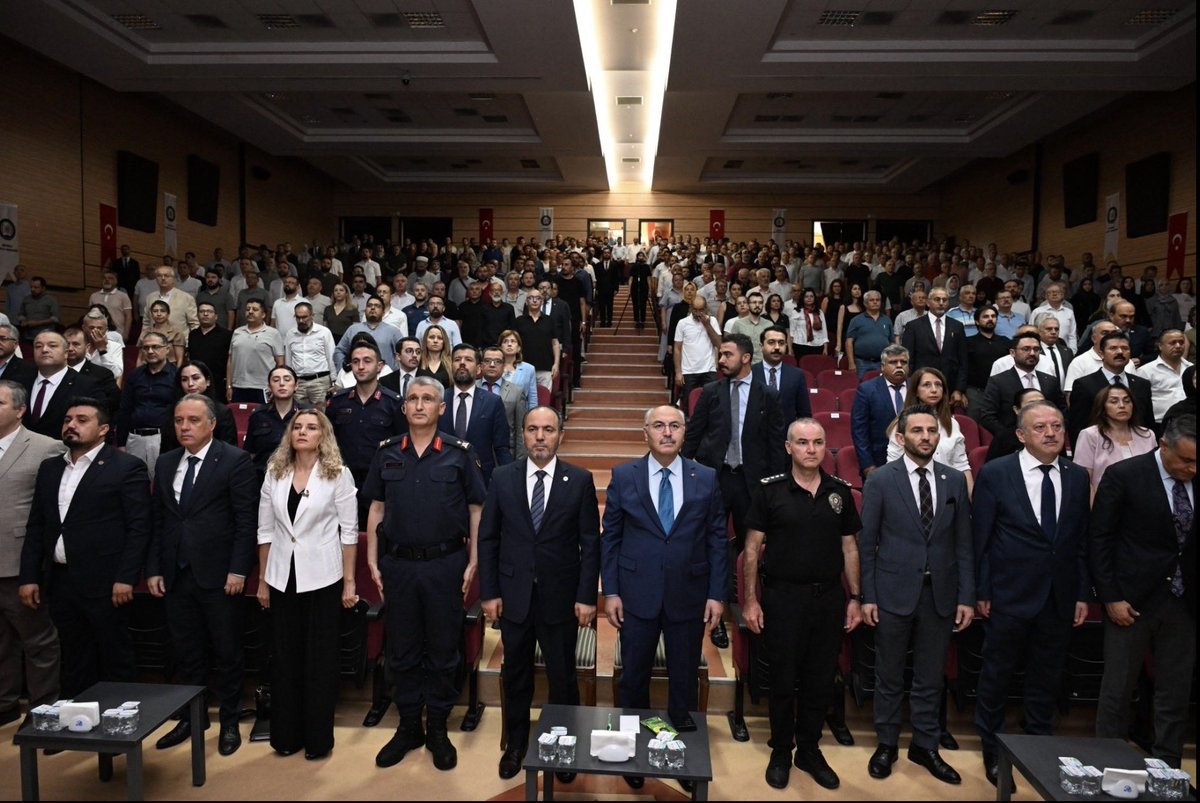 emniyet muduru sagdic kentteki suc oranlarina yonelik sosyal medya iddialarini resmi verilerle yalanladi 0 7C5LEb4h