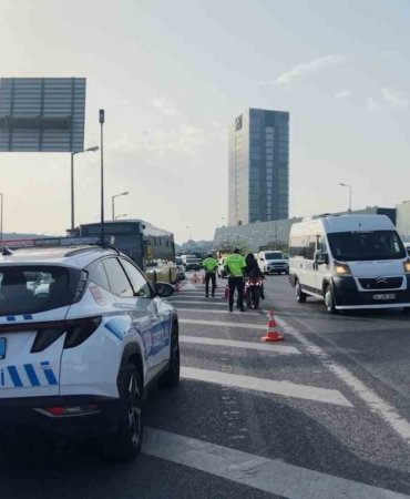 emniyet-seridini-yol-gibi-kullandilar-cezadan-kacamadilar-xE6aukuX.jpg