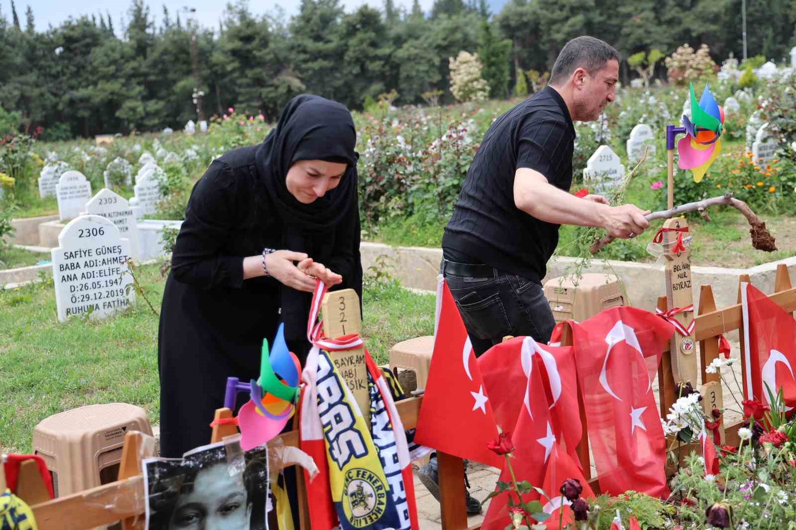 En hüzünlü Anneler Günü 6 en huzunlu anneler gunu 2 M63btvl8