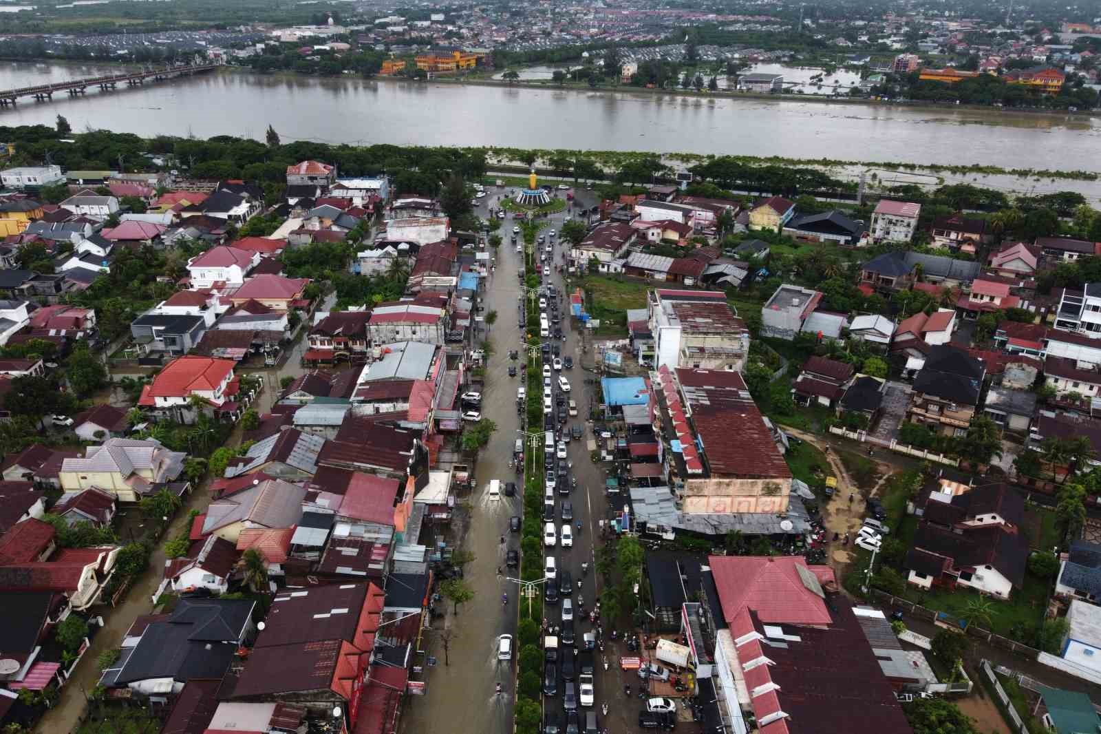 endonezyadaki sel ve toprak kaymalarinda olu sayisi 49a yukseldi 8 N2SWiCQy