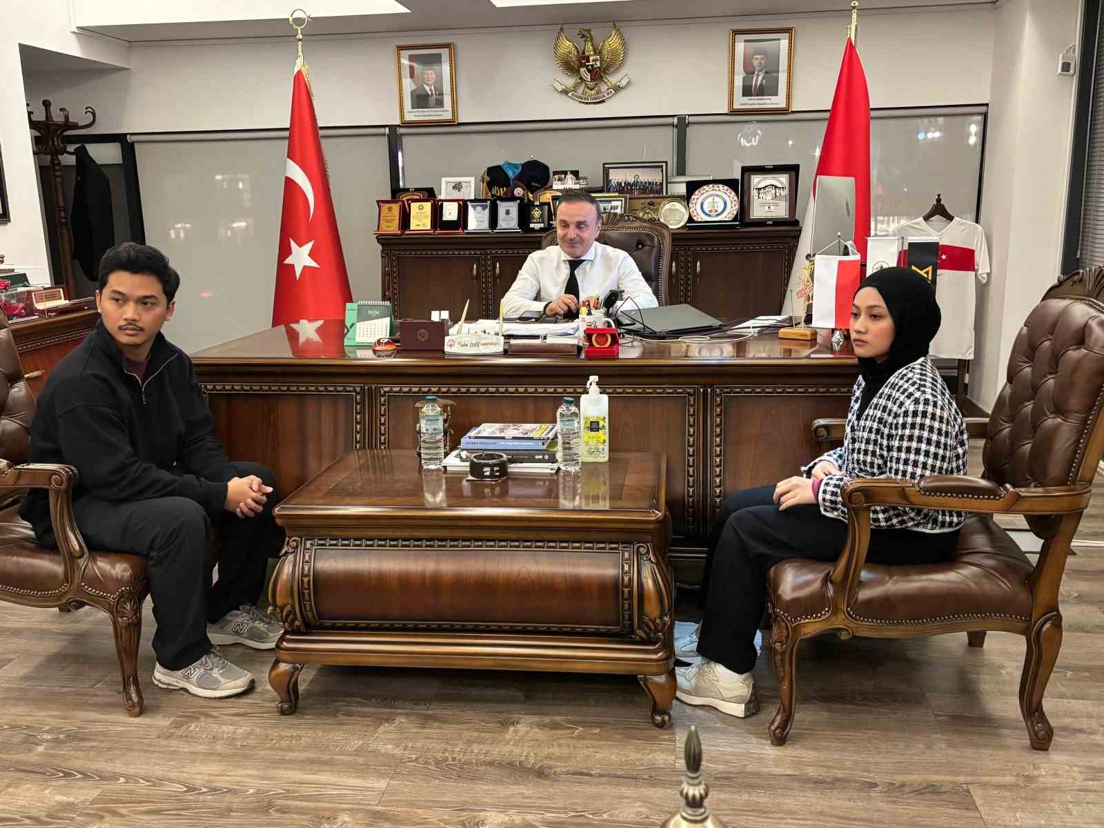 endonezyadan trabzona uzanan son yolculuk 3 48rfYHZz