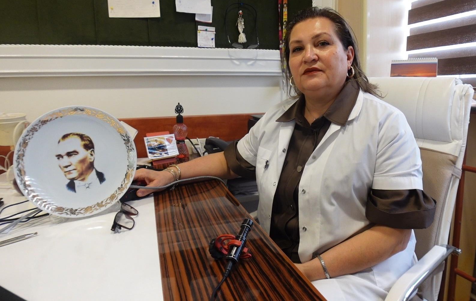 enfeksiyon uzmani kaygusuz besin zehirlenmelerinde en onemli nedenlerden biri yiyeceklerin yeterince pisirilmemesidir 0 A5OD3lti