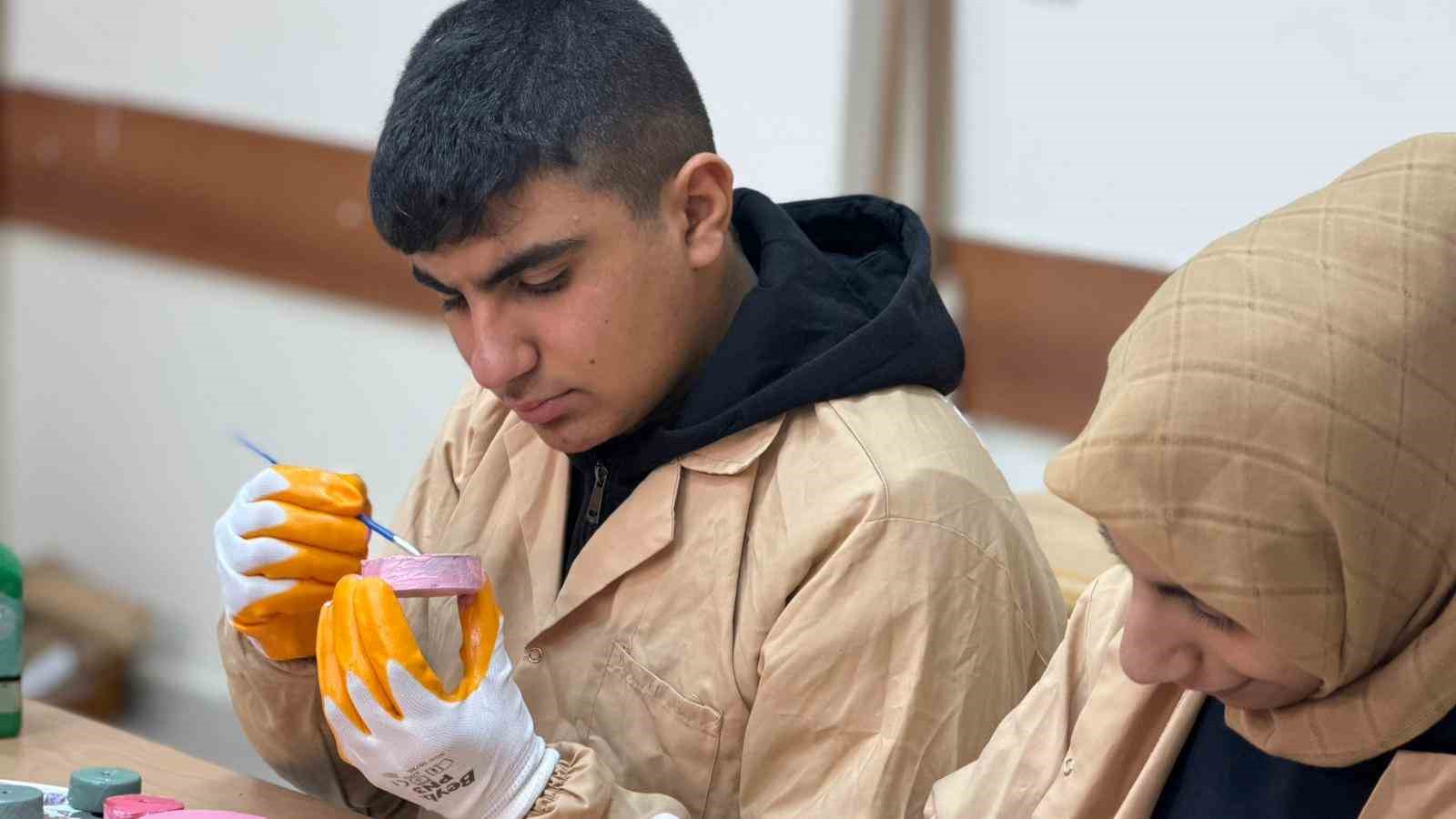 engelleri ahsapla asiyorlar siverekte ogrencilerden sanata dokunus 2 kBWZHQtC
