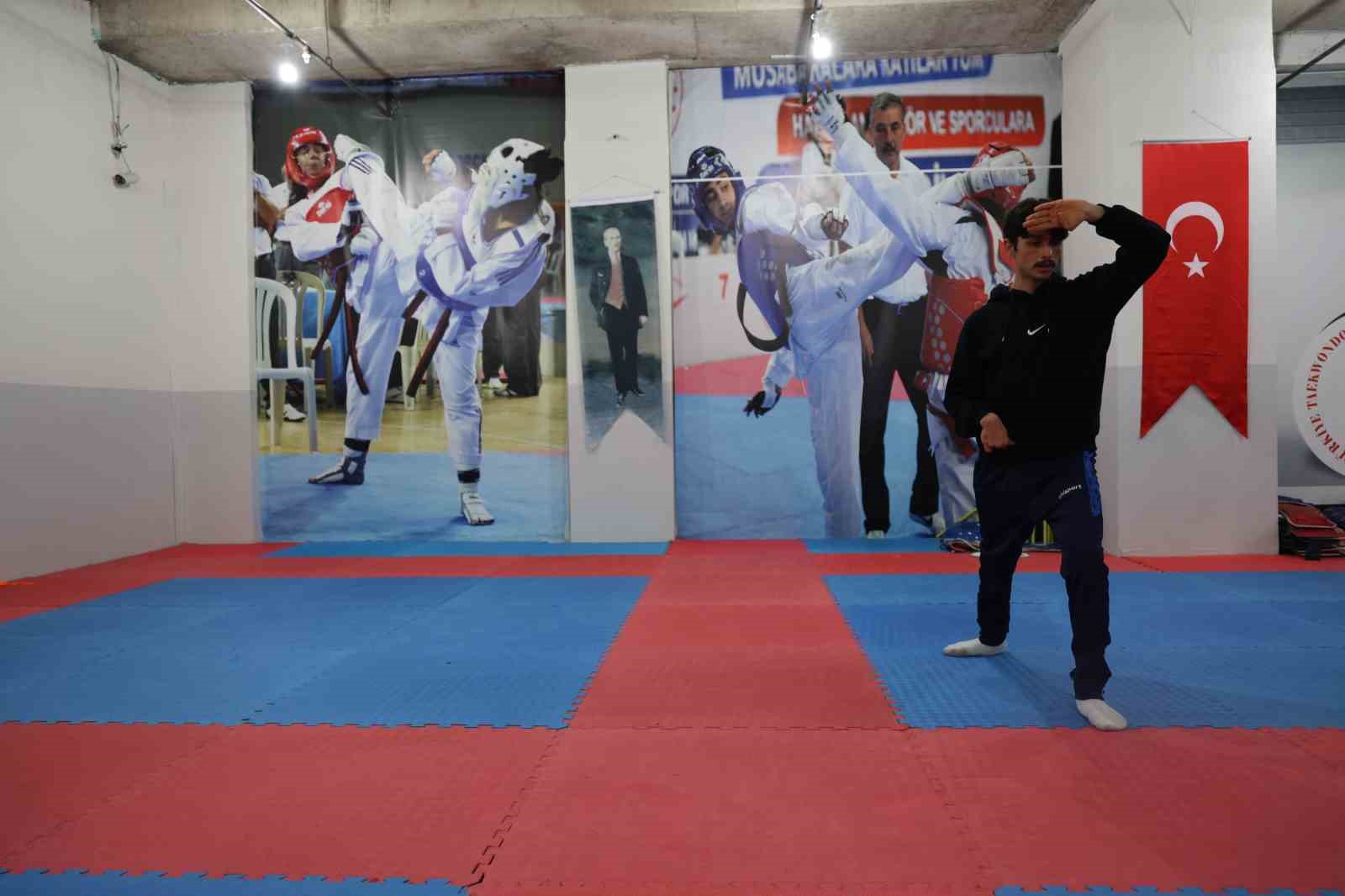 engellerin asildigini para taekwondo turkiye sampiyonu furkan kaan ata gosterdi 3 Dq93XnC9