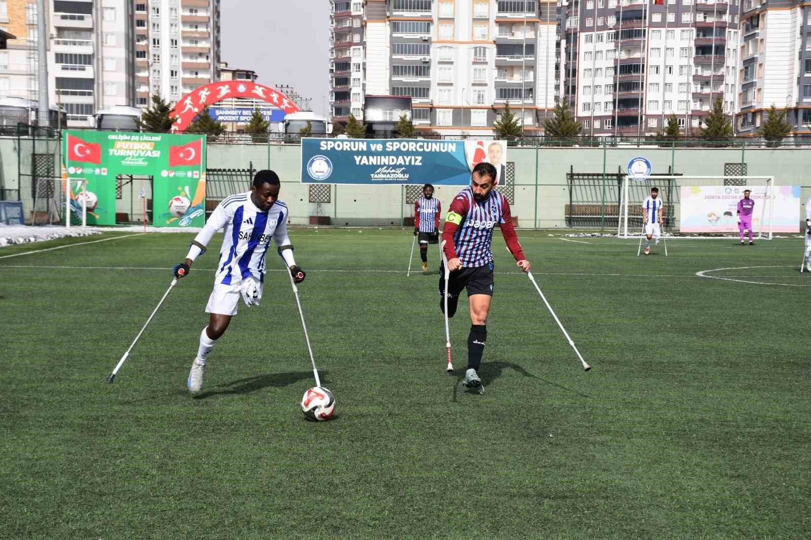engellerini ampute futbolla asiyorlar 3 aQu8XWpB