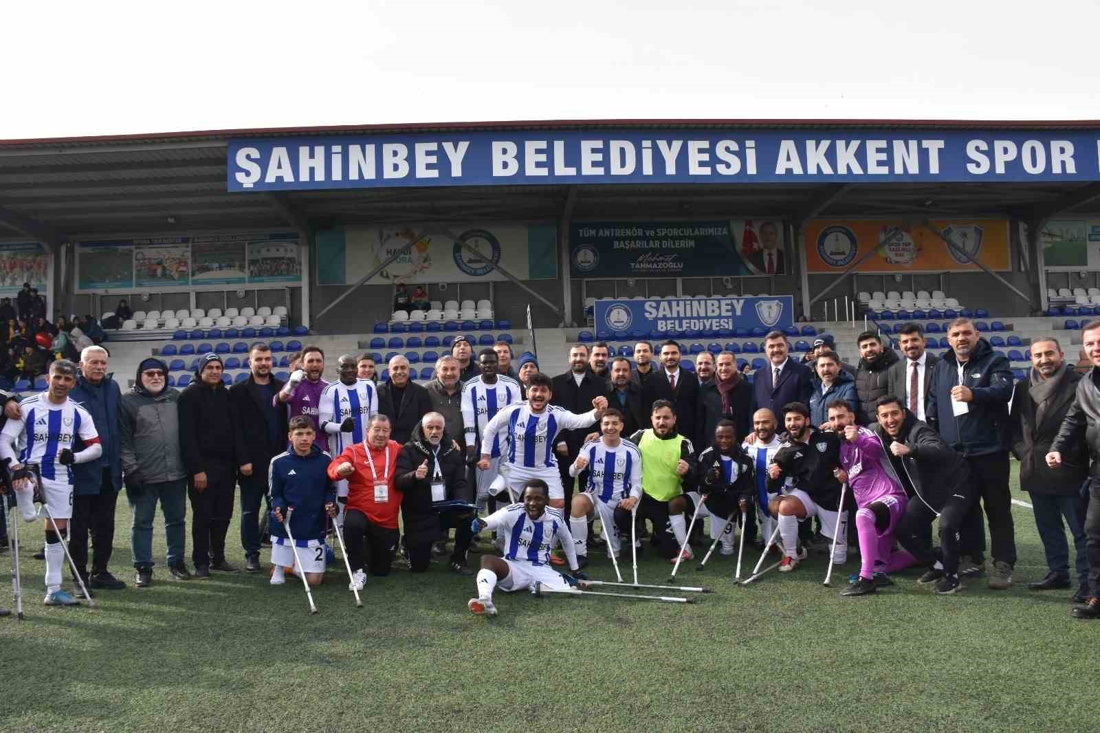 engellerini ampute futbolla asiyorlar 5 Aennfjlv