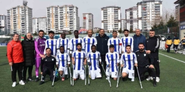 engellerini-ampute-futbolla-asiyorlar-ymGBgiYz.jpg