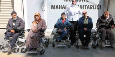 engelli-10-kisi-akulu-sandalye-ile-bayrama-rahat-girecek-a524lnQP.jpg