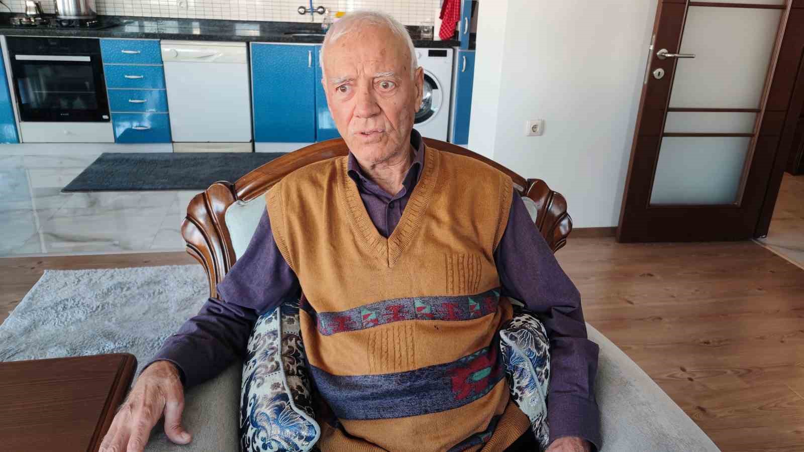 engelli adamin esi olunce gizli bolmeye kaldirdigi 1 kilo altini calindi iddiasi 4 b3uWn2GL
