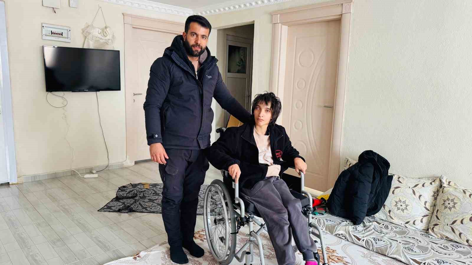 Engelli çocuğa anlamlı hediye 8 engelli cocuga anlamli hediye 4 e7VFjNrr