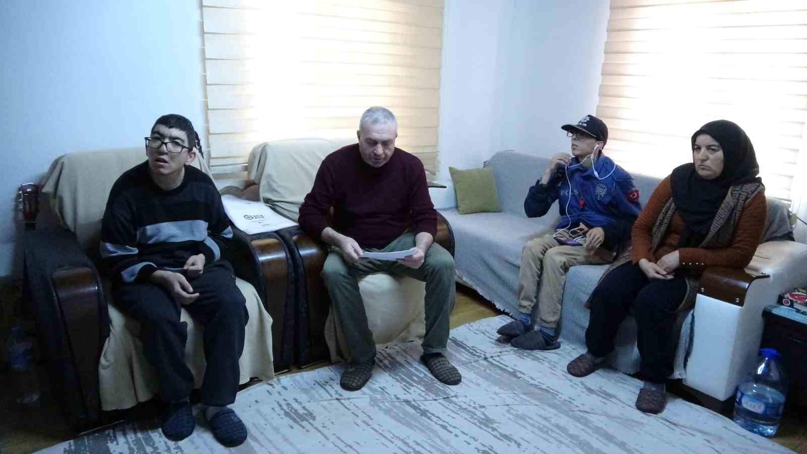 engelli cocuklari icin ev hayali kuran babaya muteahhit darbesi iddiasi 4 HvVB6IyZ
