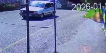 engelli-evladi-icin-biriktirdigi-altinlari-dolandiricilara-verdi-polis-buldu-V1d6uOUO.jpg