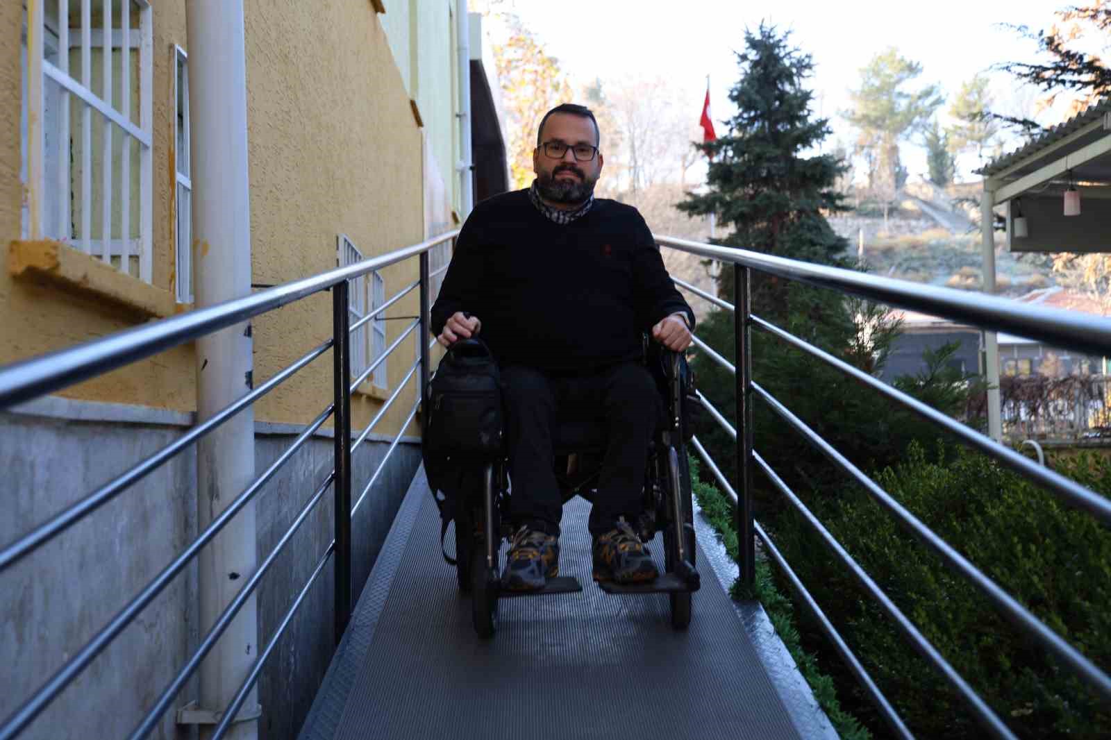 engelli ve ailelerinin yasam kalitesini artirma calistayi 1 JZTede83