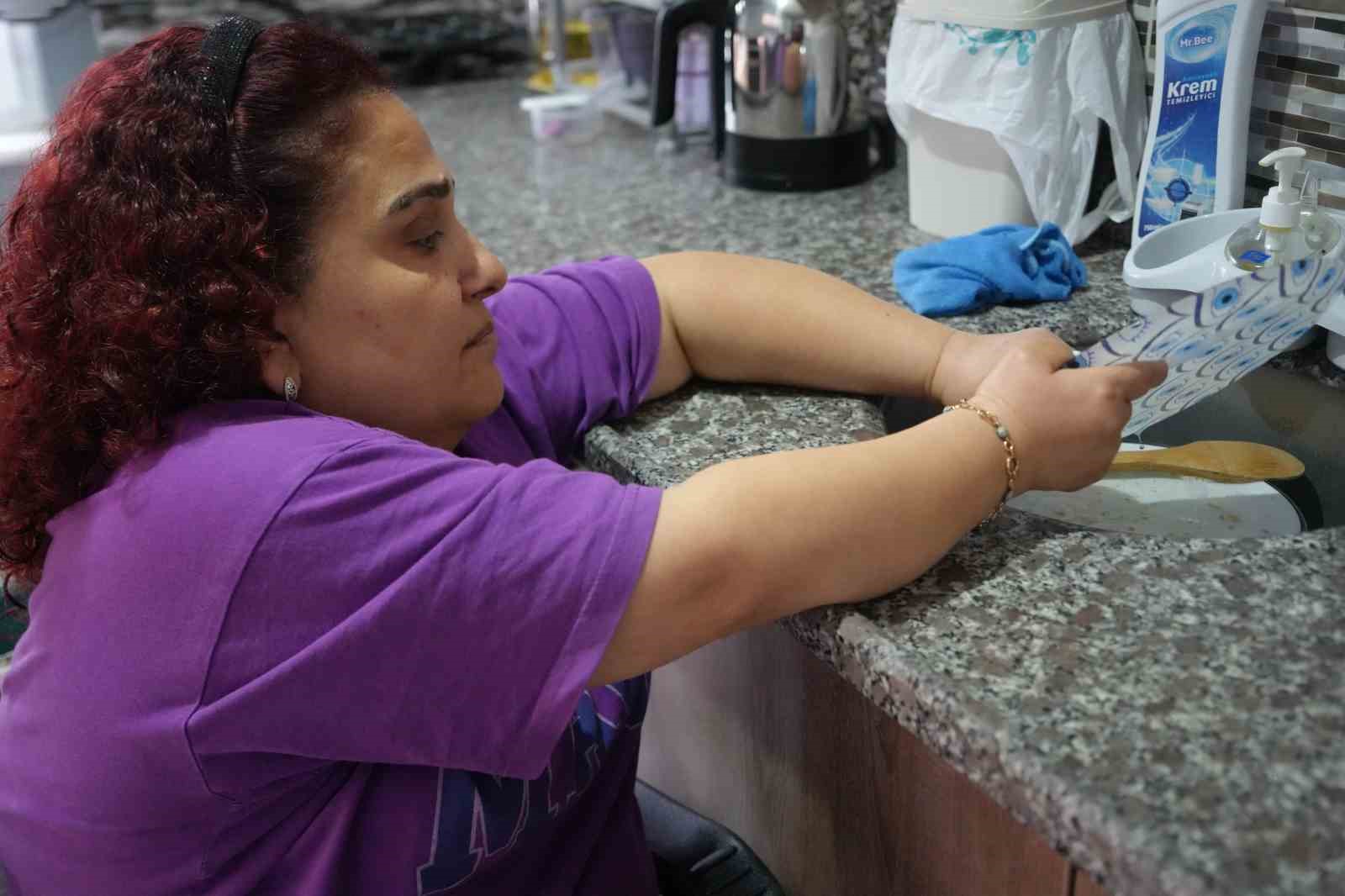 engellisiniz diyenleri evlenerek yapamazsiniz diyenleri zeybek oynayarak susturdular 5 sWryCvip
