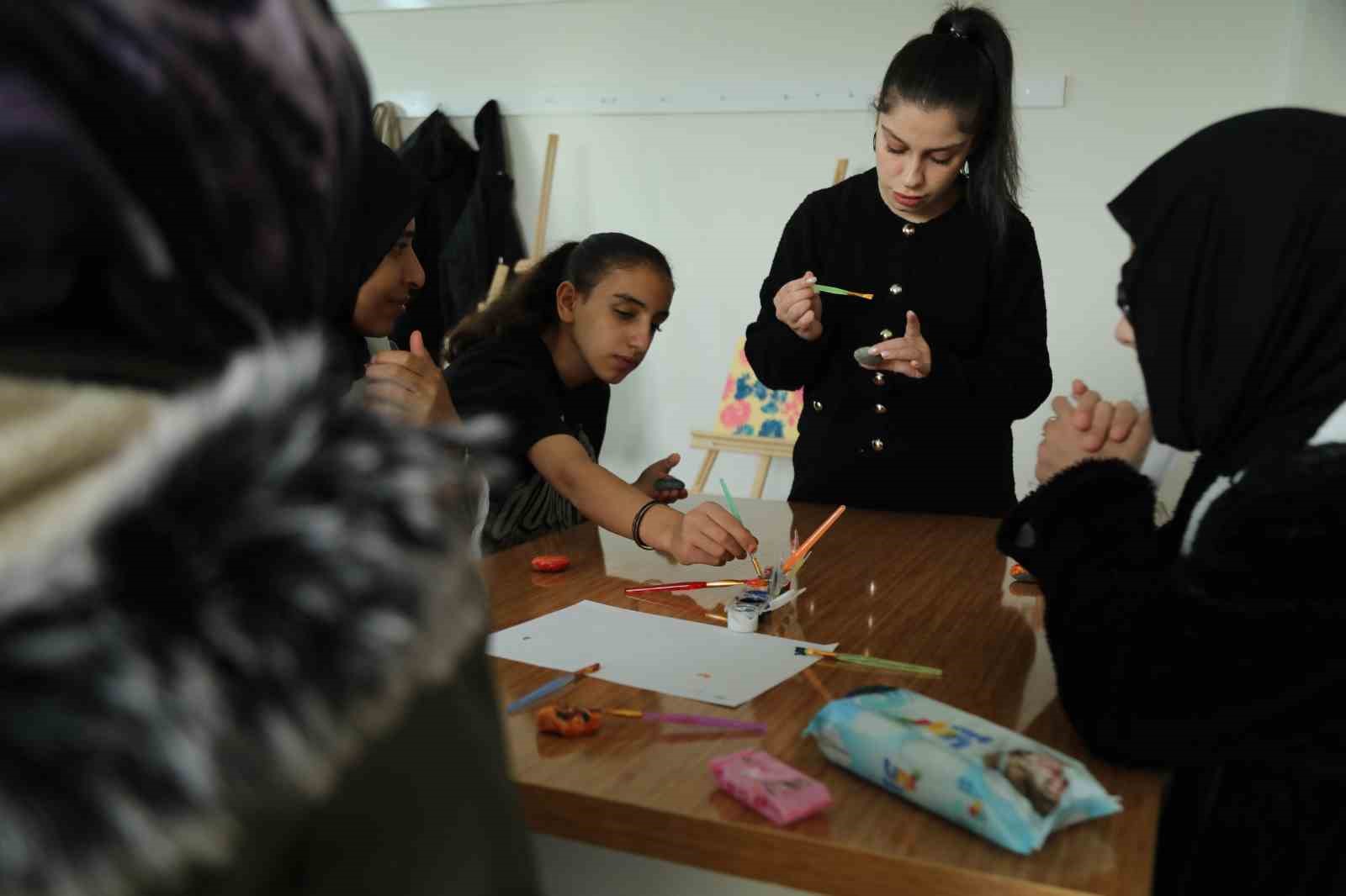 engelsiz yasam merkezinde dezavantajli bireyler sosyal ve kulturel faaliyetlerle destekleniyor 1 XZigWvfv
