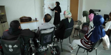 engelsiz-yasam-merkezinde-dezavantajli-bireyler-sosyal-ve-kulturel-faaliyetlerle-destekleniyor-2VclSBhM.jpg