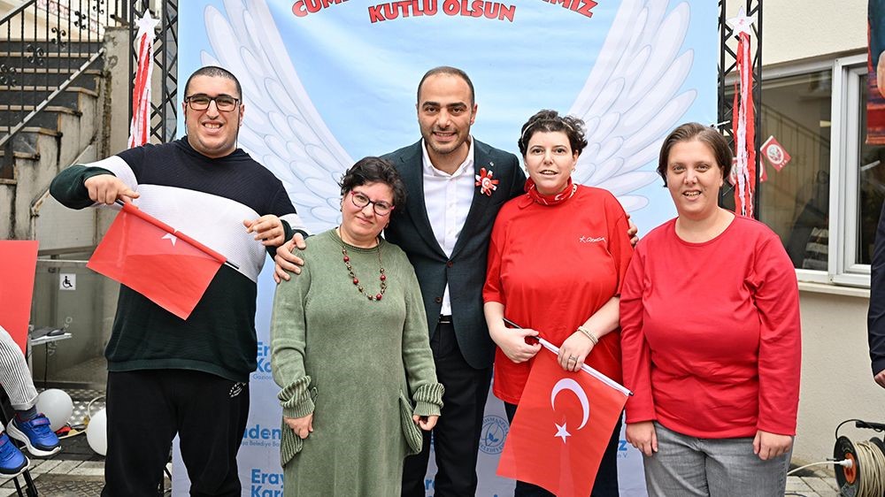 Engelsiz Yaşam Merkezi’nde yeni eğitim yılı, cumhuriyet coşkusu ile başladı 4 engelsiz yasam merkezinde yeni egitim yili cumhuriyet coskusu ile basladi 0