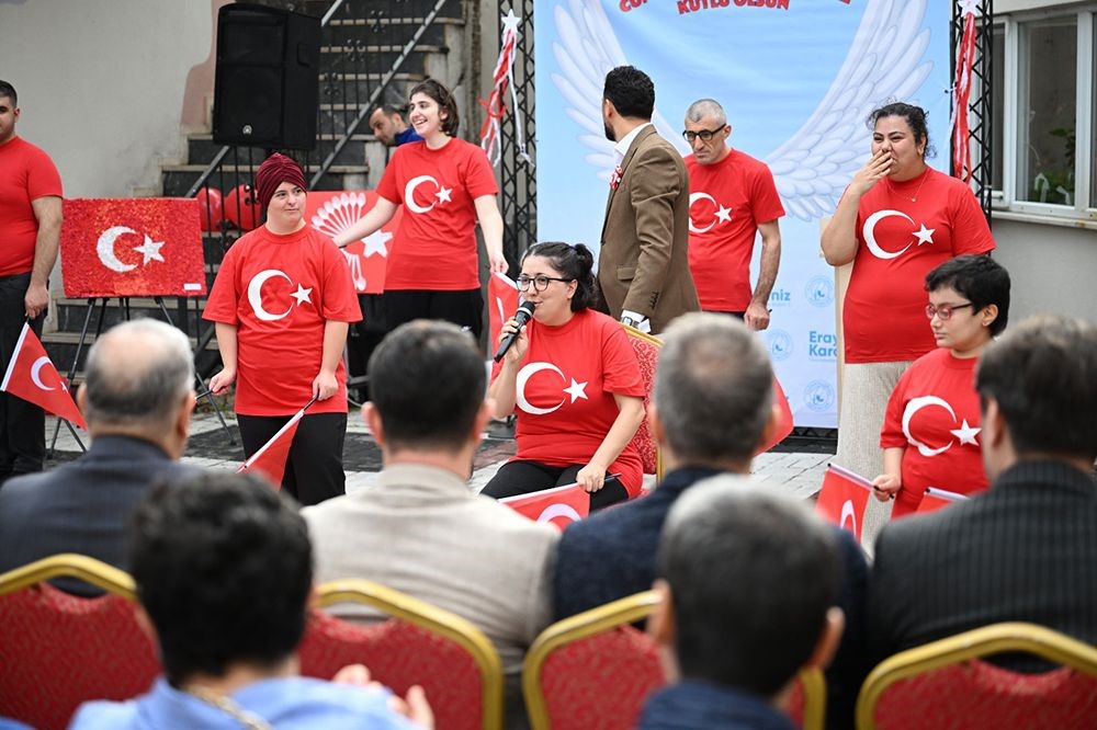 Engelsiz Yaşam Merkezi’nde yeni eğitim yılı, cumhuriyet coşkusu ile başladı 8 engelsiz yasam merkezinde yeni egitim yili cumhuriyet coskusu ile basladi 4 RbUu4KIT
