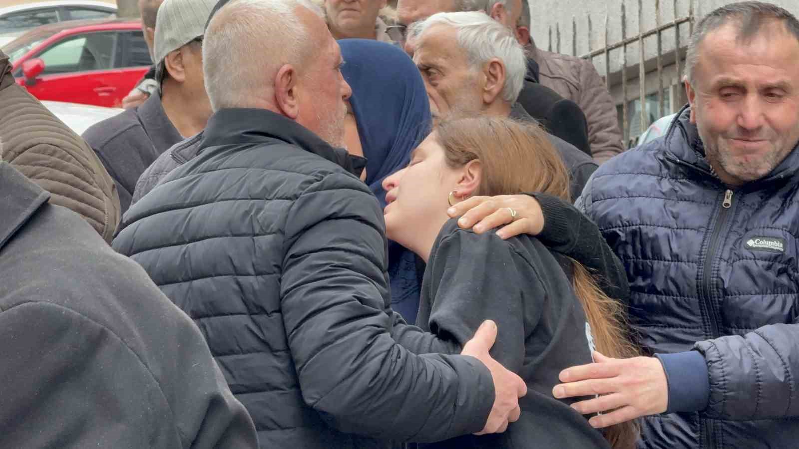enistesi tarafindan oldurulen kadin icin ailesi gozyasi doktu 3 BINrA8Lz