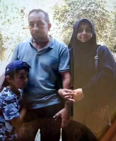 enkaz-basinda-12-saat-anne-ve-baba-araniyor-9MMKCVRY.jpg