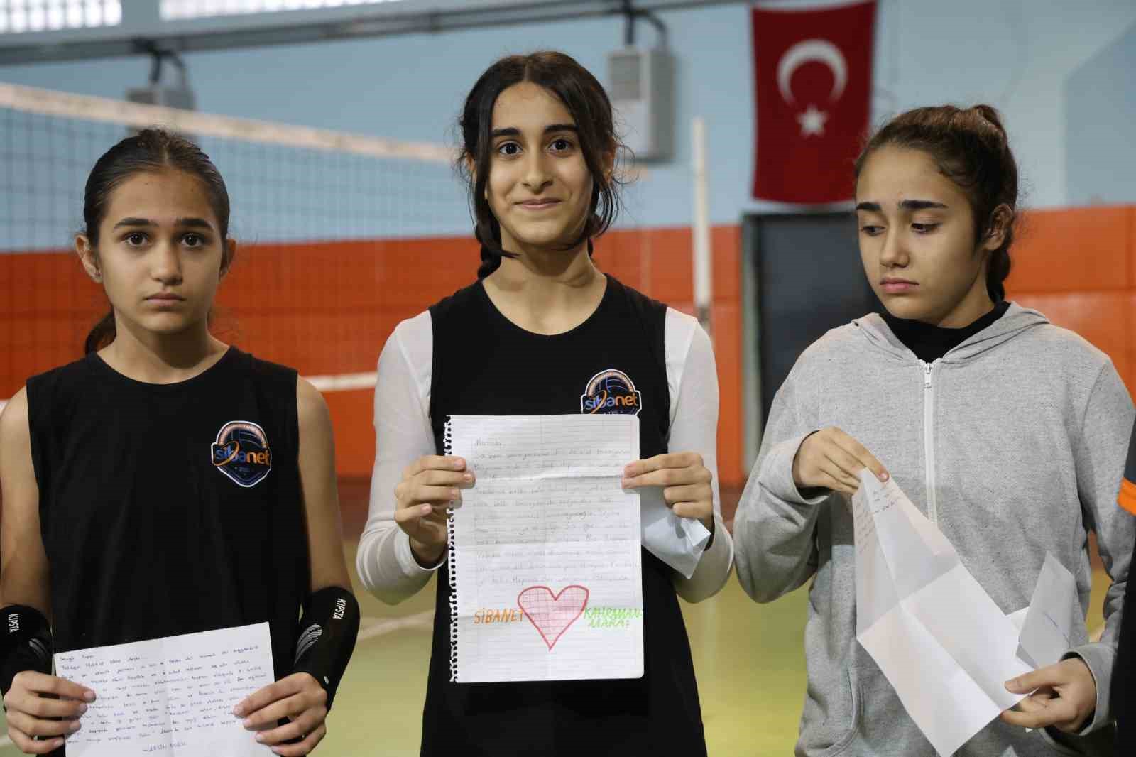 enkazdan cikti umut oldu kozandan pazarcika gonul koprusu 6 dqAtRf8D