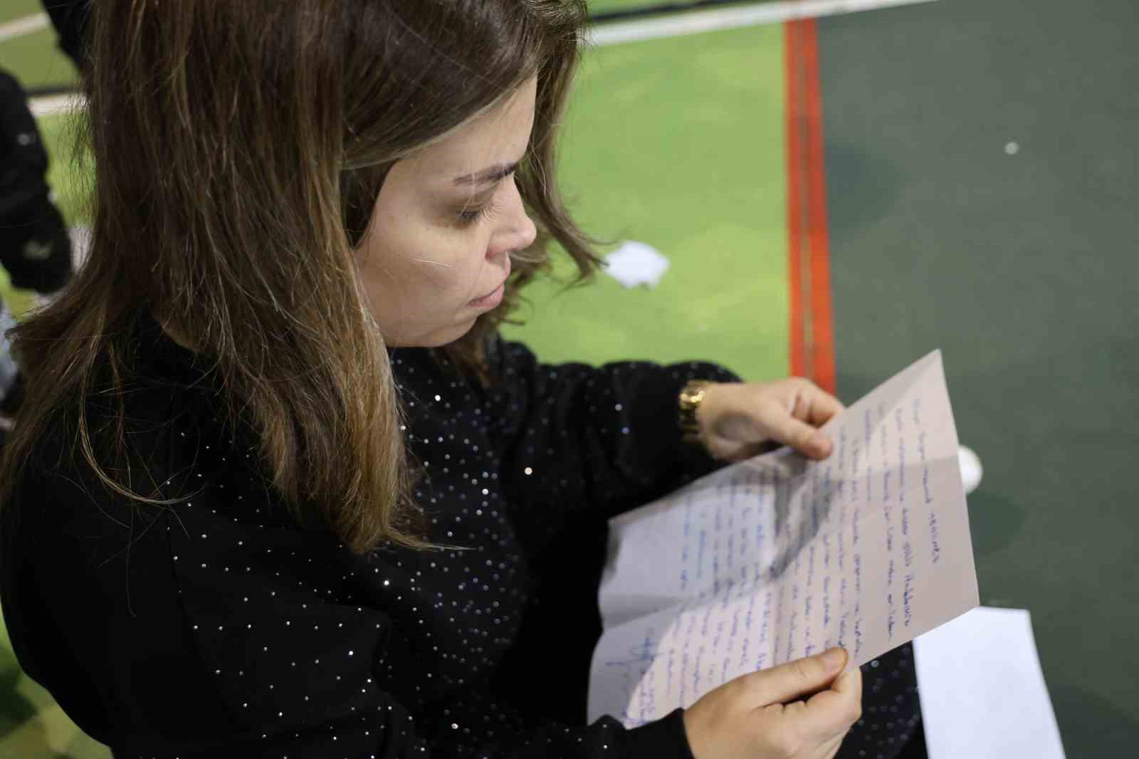 enkazdan cikti umut oldu kozandan pazarcika gonul koprusu 7