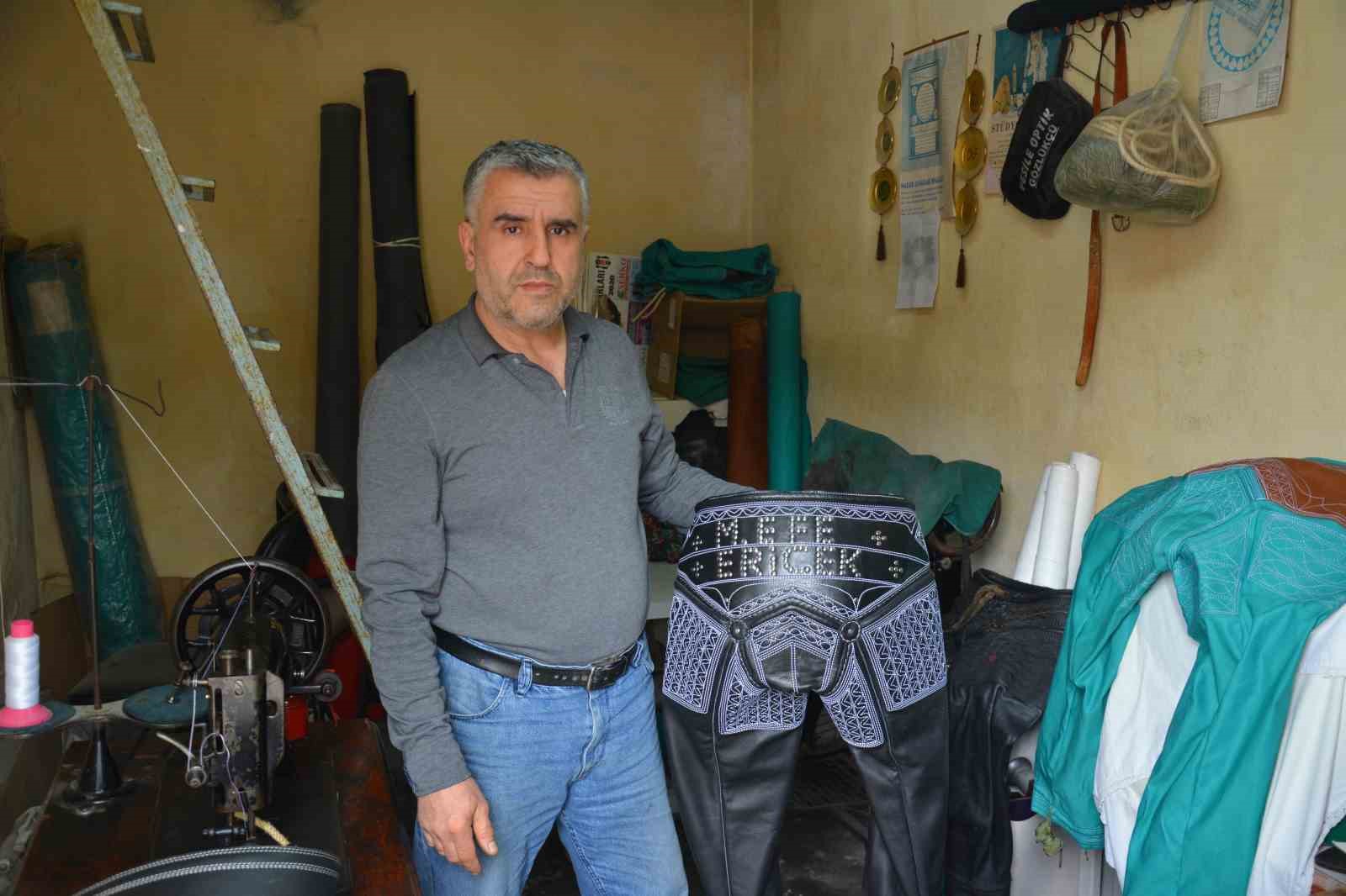 er meydaninin gizli kahramani zamana direniyor 6 nb6P89ue