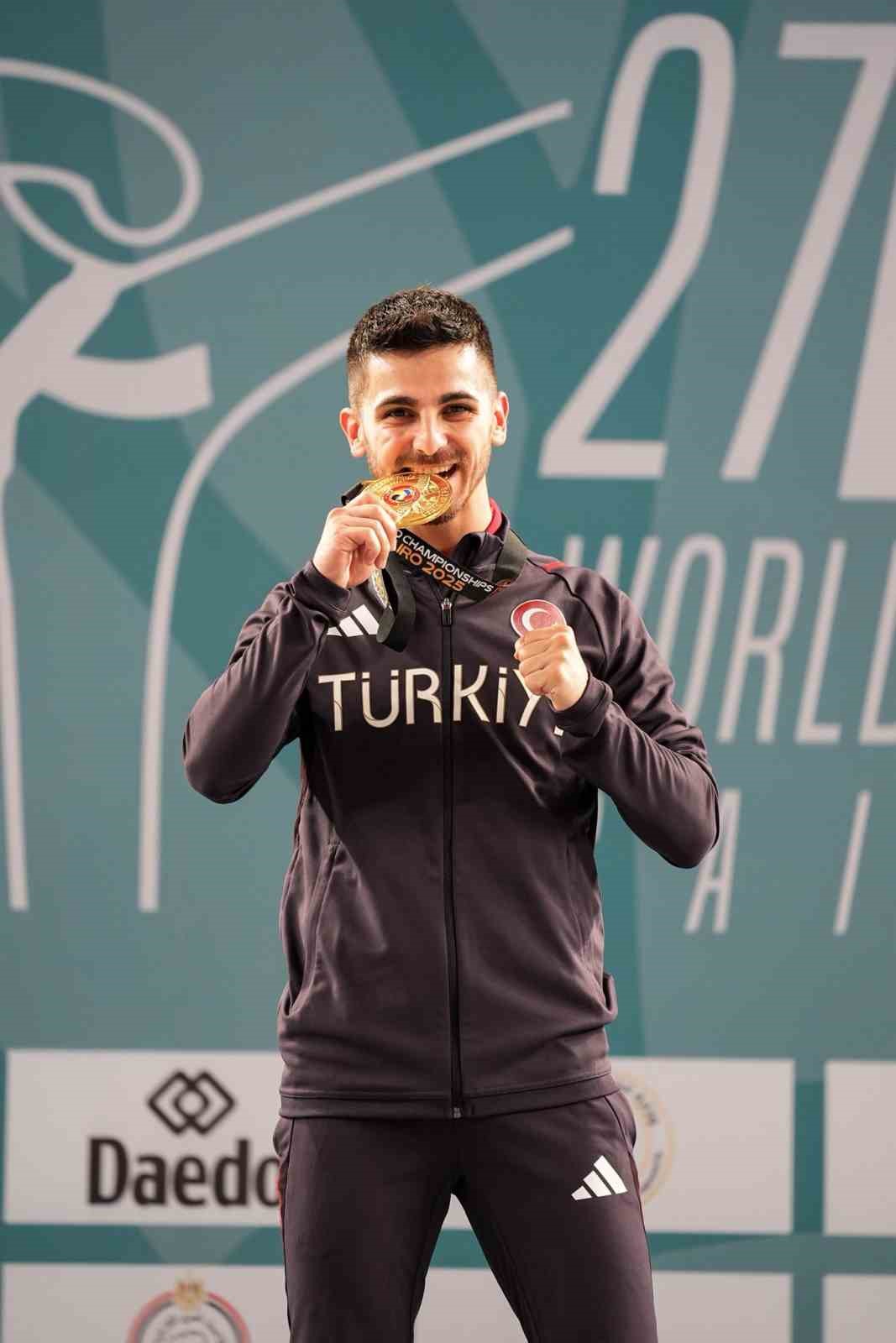 eray samdan dunya karate sampiyonasinda altin madalya kazandi 1 TiqvUHyX