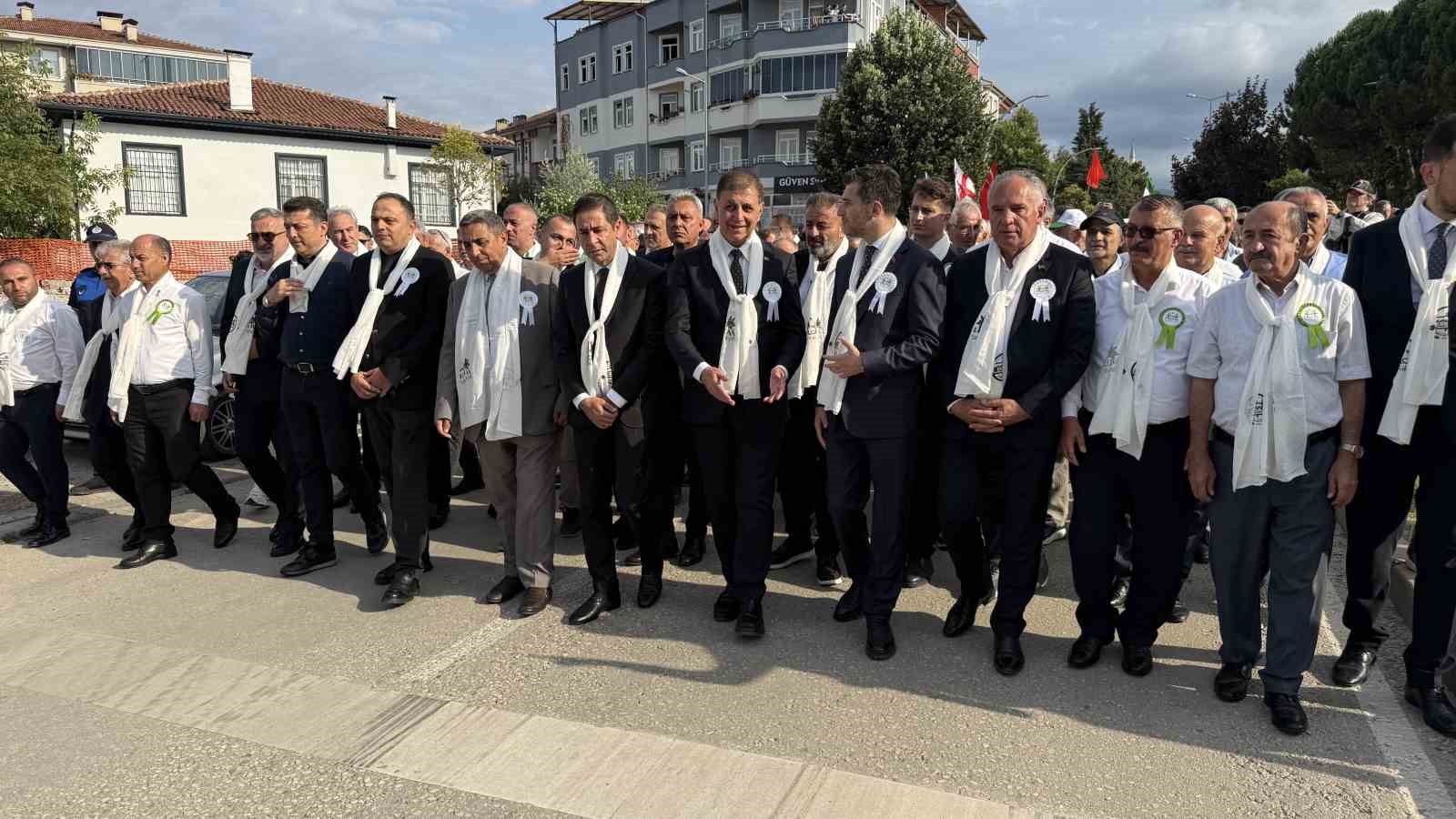 Erbaa Belediyesi’nden Narince yaprağıyla rekorluk lezzet 11 erbaa belediyesinden narince yapragiyla rekorluk lezzet 7 umgcAiqA