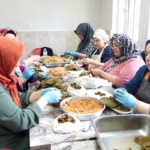 erbaa-belediyesinden-narince-yapragiyla-rekorluk-lezzet-Q9k7MliO.jpg