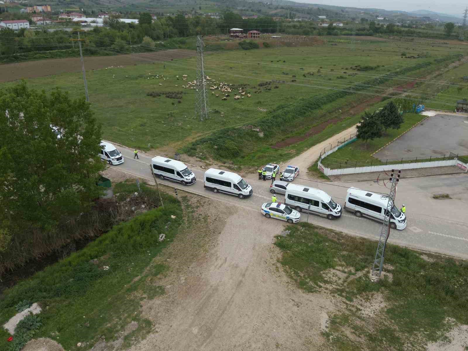 erbaada kurallara uymayanlara servis suruculerine ceza yagdi 1