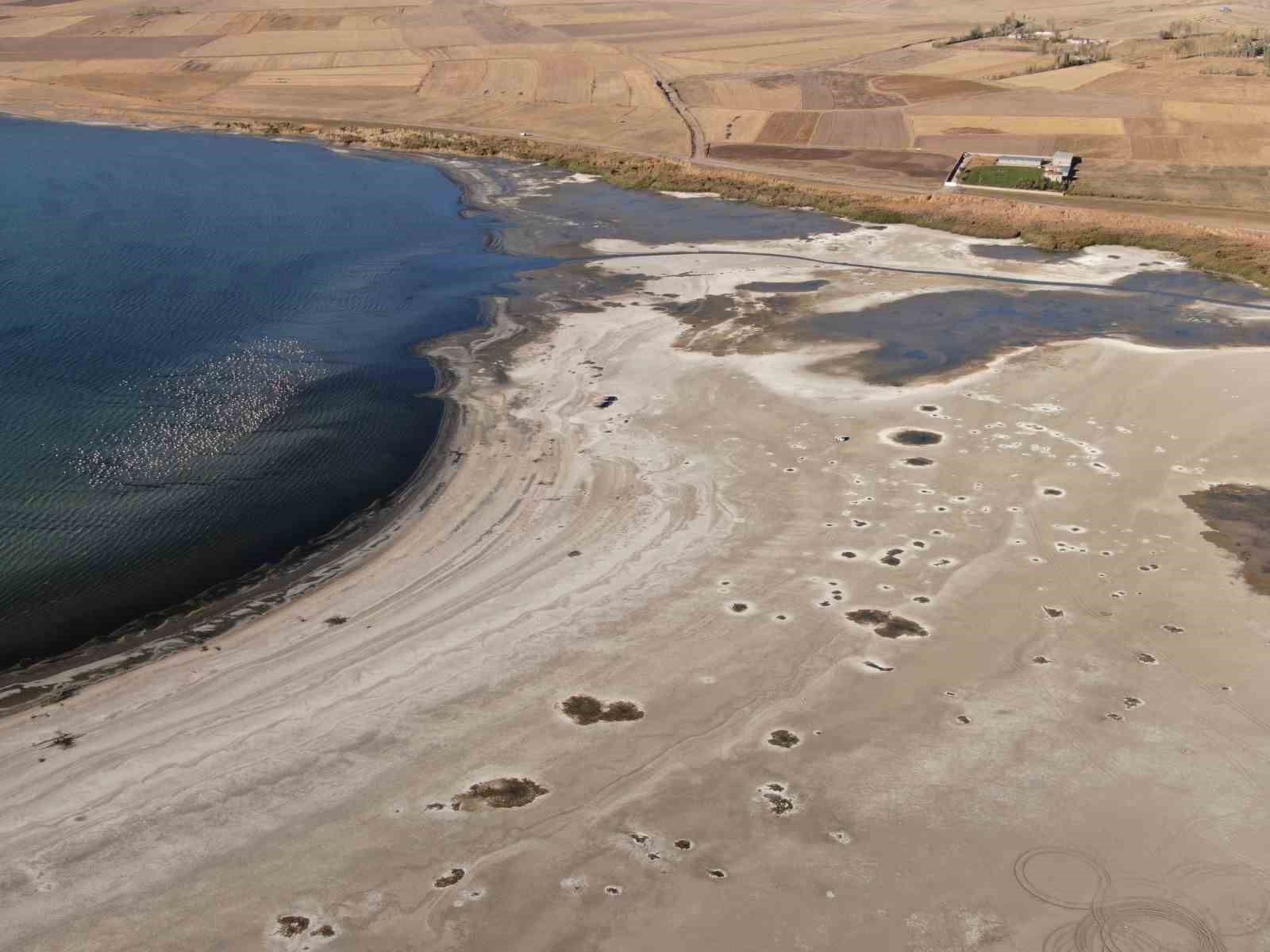 ercek golunde su seviyesi gozle gorulur sekilde azaldi 3 WFEJZzEG