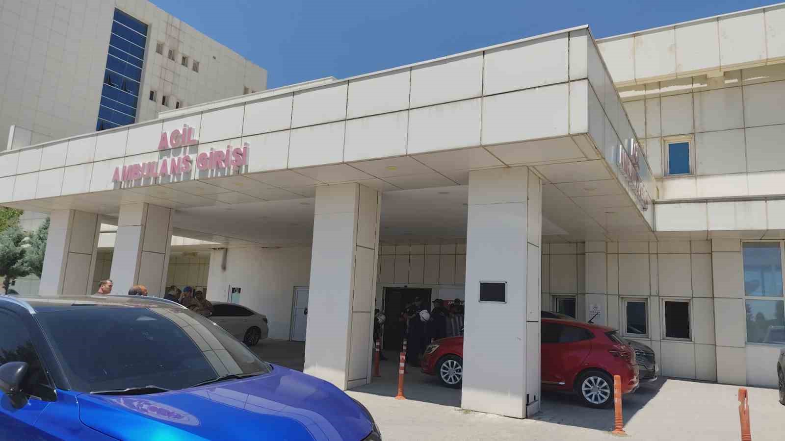 erciste akraba aileler arasinda arazi kavgasi 8 yarali 0 HpMRC1PY