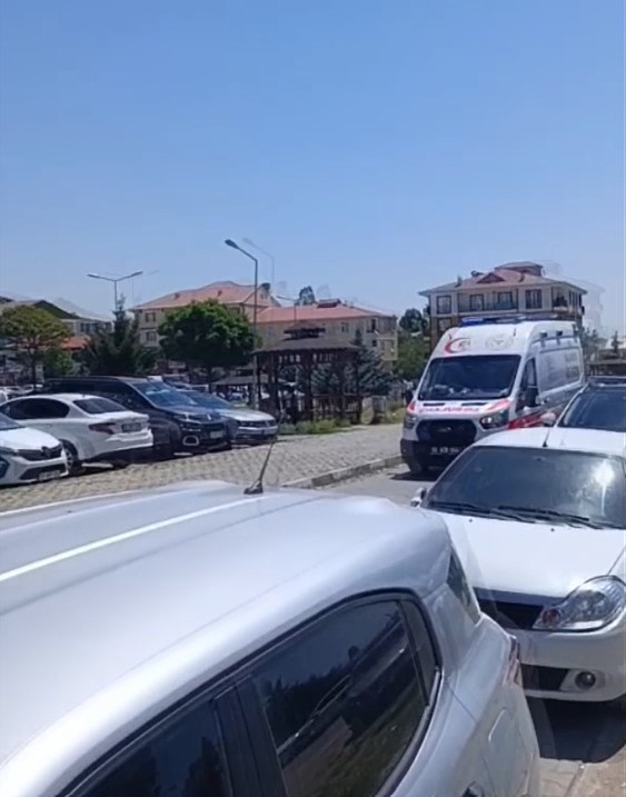 erciste akraba aileler arasinda arazi kavgasi 8 yarali 3 WP6QrRCQ