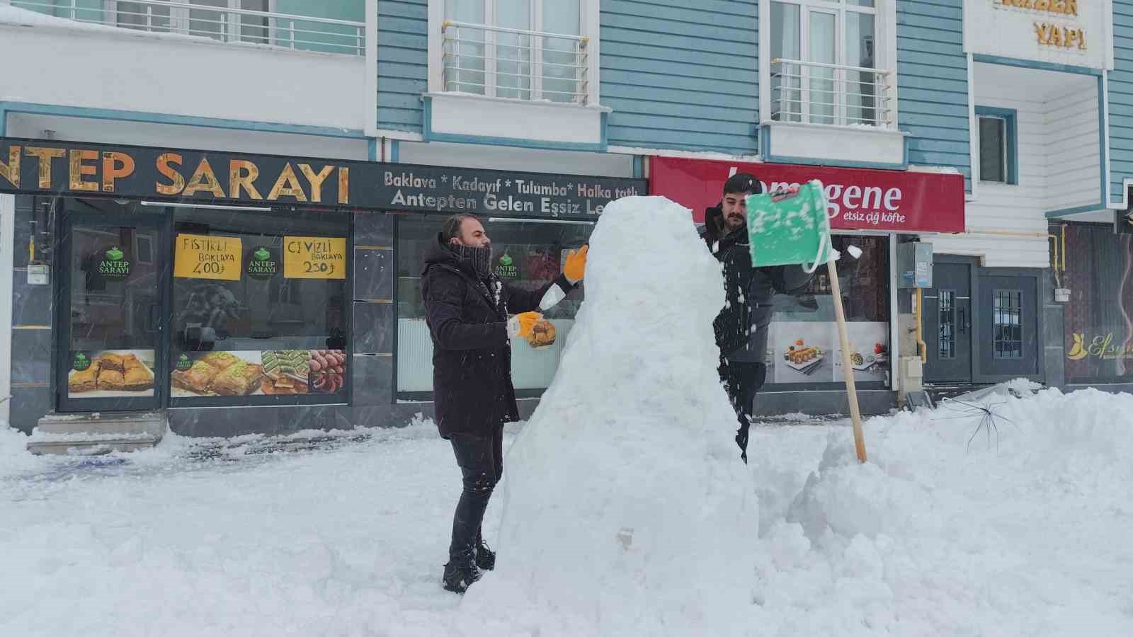erciste bos kalan esnaf kardan adam yapti 3 DnFlWMsF