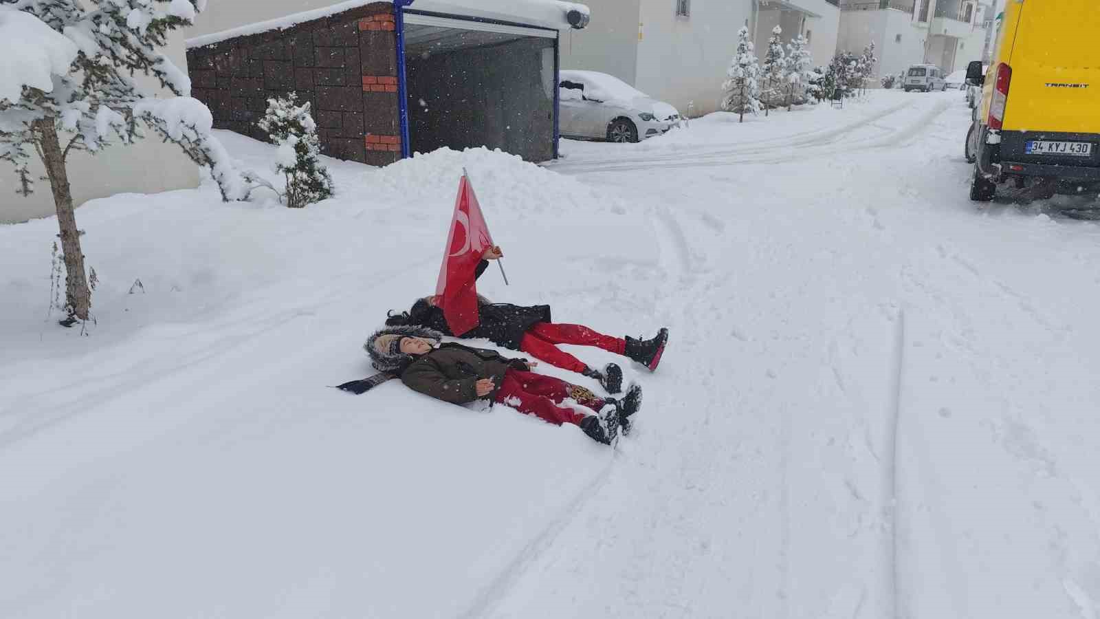 erciste mart ayinda kar yagisi 7