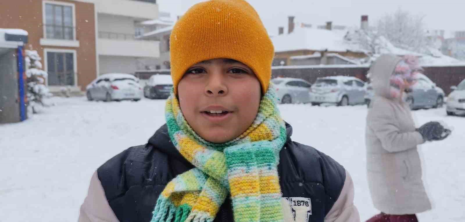 erciste vatandaslarin kar sevinci 6 k3G1DDaj