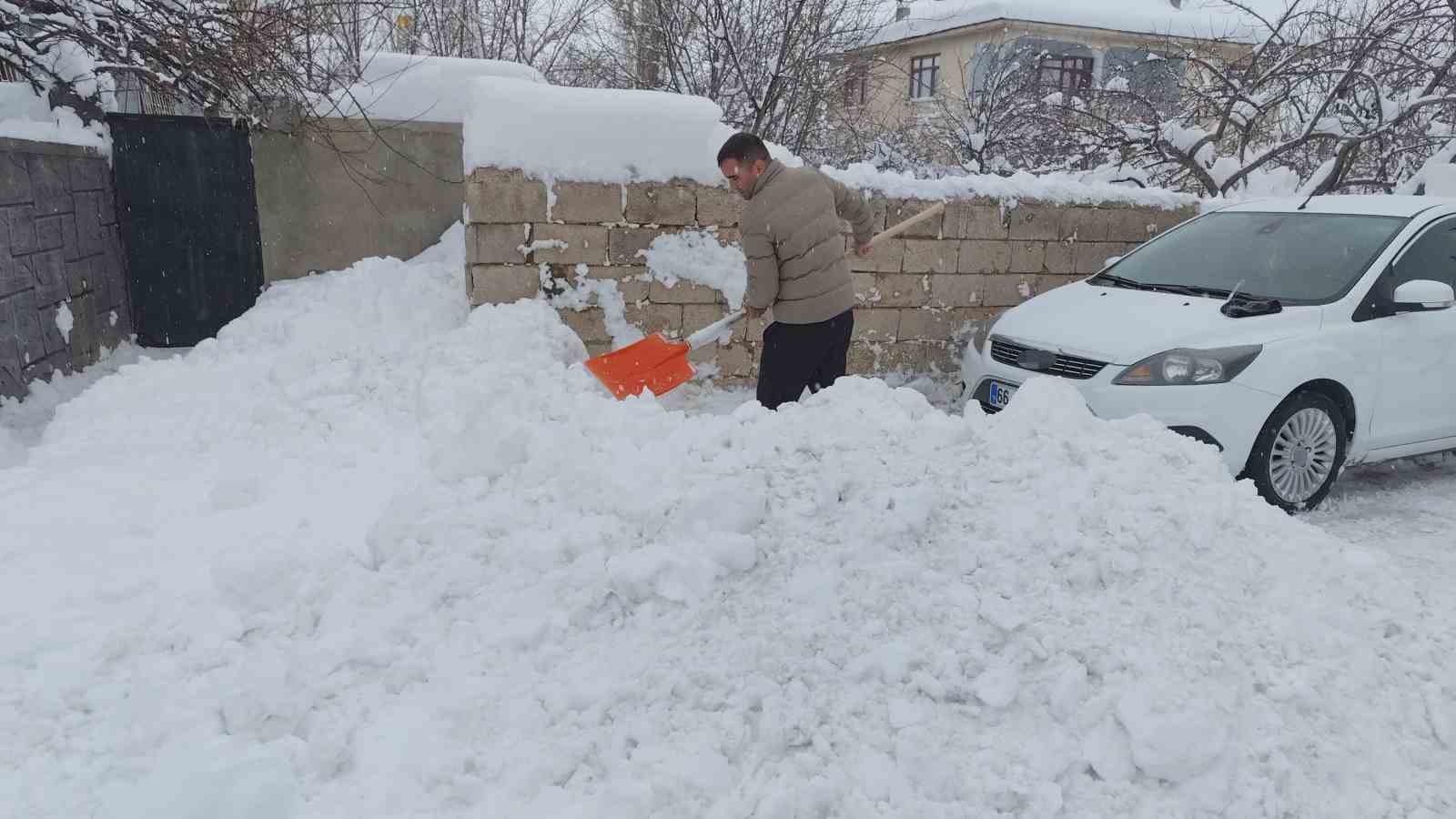 erciste yogun kar yagisi hayati felc etti 2 DSKfXcB5
