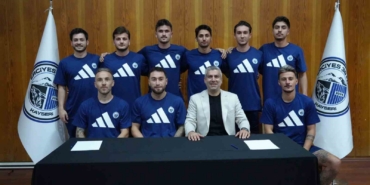 erciyes-38-fkdan-bolu-kampinda-11-yeni-transferi-icin-imza-toreni-knANgBMX.jpg