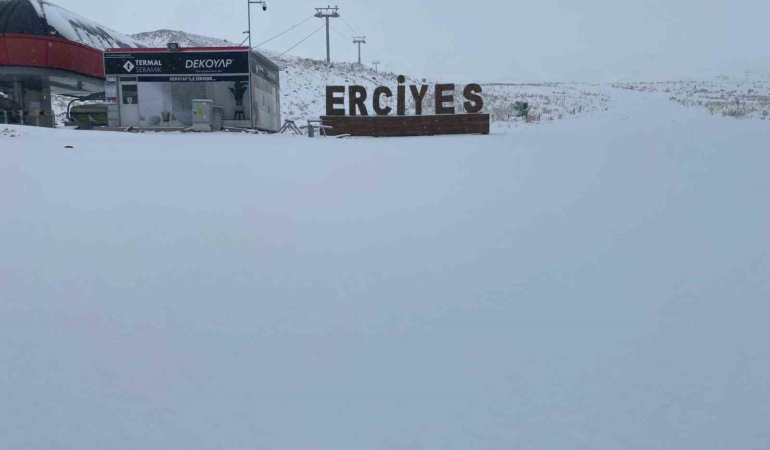 erciyes-gune-beyaz-ortuyle-uyandi-lG2q9pmV.jpg