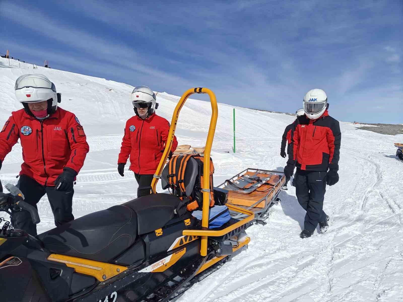 erciyes jak ile guvende 3 qZ35WQam
