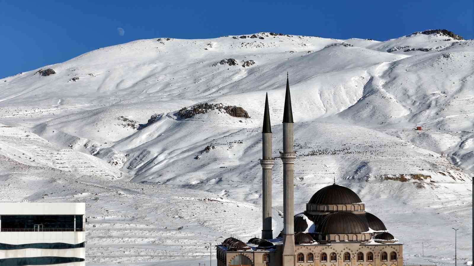 erciyes yilbasinda yuzde 100 5