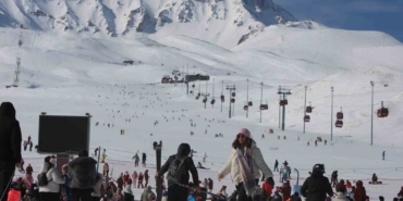 erciyese-somestir-bereketi-14-milyon-turist-ziyaret-etti-aXbKHw8U.jpg