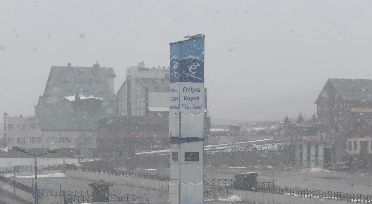 erciyeste kar yagisi yeniden basladi 2 jka9ZnwK
