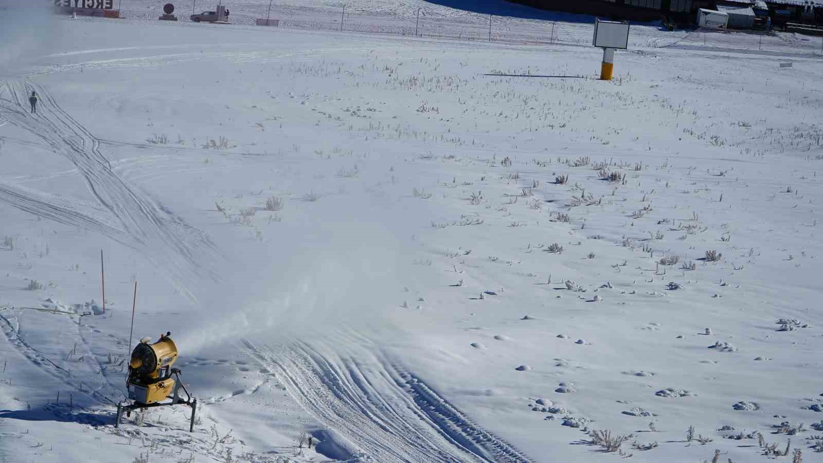 Erciyes’te Türkiye’nin en gelişmiş yapay karlama sistemiyle pistler sezona hazırlanıyor 6 erciyeste turkiyenin en gelismis yapay karlama sistemiyle pistler sezona hazirlaniyor 2 C4KvZcgN