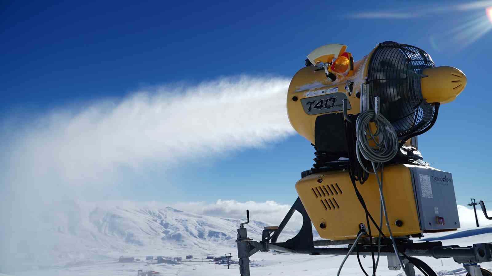 Erciyes’te Türkiye’nin en gelişmiş yapay karlama sistemiyle pistler sezona hazırlanıyor 8 erciyeste turkiyenin en gelismis yapay karlama sistemiyle pistler sezona hazirlaniyor 4 yiM4mdPG